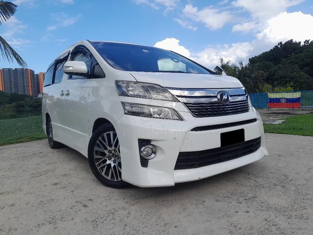 2013 Toyota VELLFIRE 2.4 (A) - 1