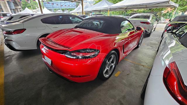 2022 Porsche 718 Boxster Roadster - 3