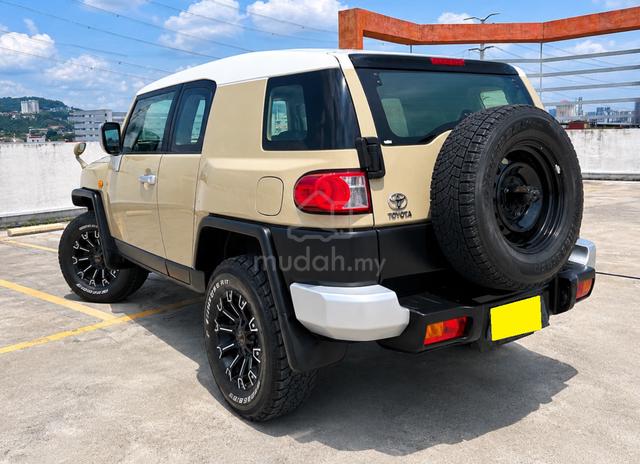 Toyota FJ CRUISER 4.0 FJ CRUISER (A) 5 YR WARRANTY - 5