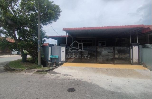 Teres corner lot di padang serai 1