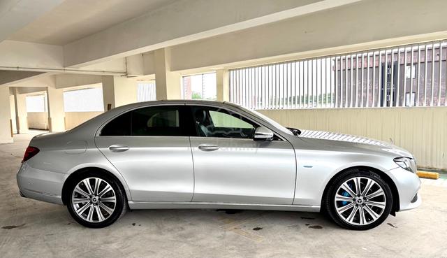 2017 Mercedes Benz E350E 2.0 EXCLUSIVE (CKD) (A) - 5
