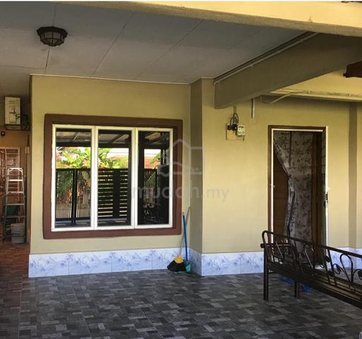 Renovated Double Storey Semi D Bandar Tasik Puteri Rawang 1
