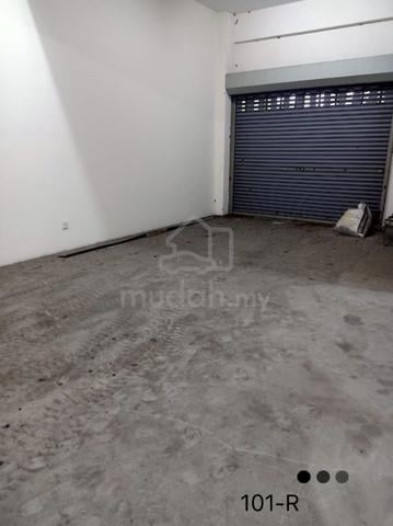 [Ground Floor] Taman Klang utama Batu belah Shoplot 22*90sqft 1
