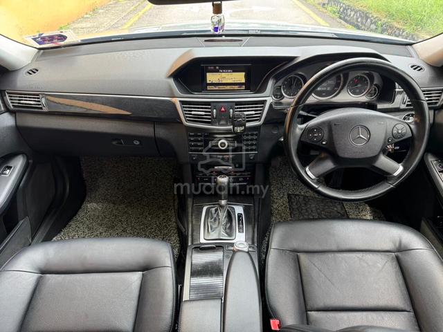 2010 Mercedes Benz E250 CGI BlueEFCY - LIKE NEW - 3