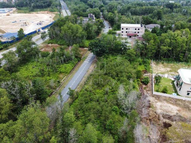 LOT TENGAH FREEHOLD Bunglow Lot di Nilai Spring Villas, NILAI 1