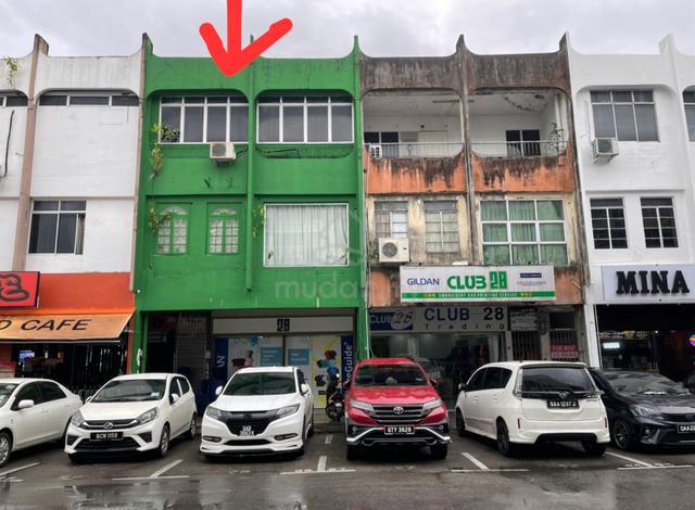 Lorong Rubber 12, three storey intermediate commercial shop. 1