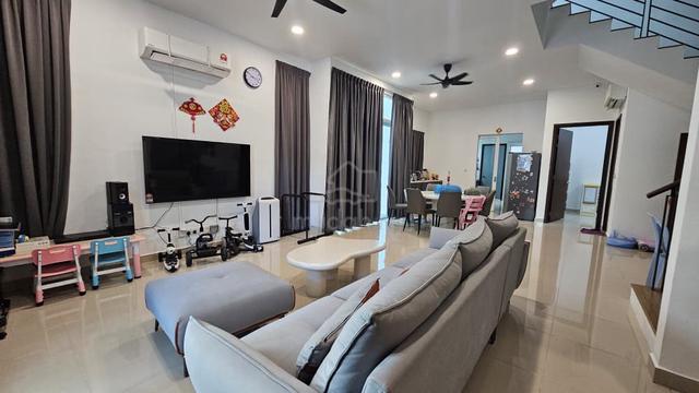3 Sty Semi Taman Suria Villa Bandar Sungai Long 35*80 1