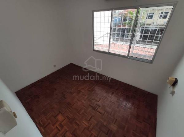 (Full Loan) 2.5 Sty Taman WILAYAH SELAYANG (1500sf,3R2B), Selayang 3