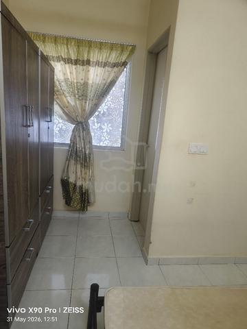 master bedroom KTC for rent ( female only) 1
