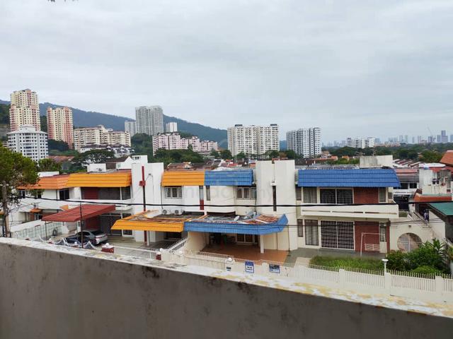 2.5 sty Semi Detached Medan Tembaga For Sale 位于青草巷两层半半独立出售,绿油油山景,乔治市 1