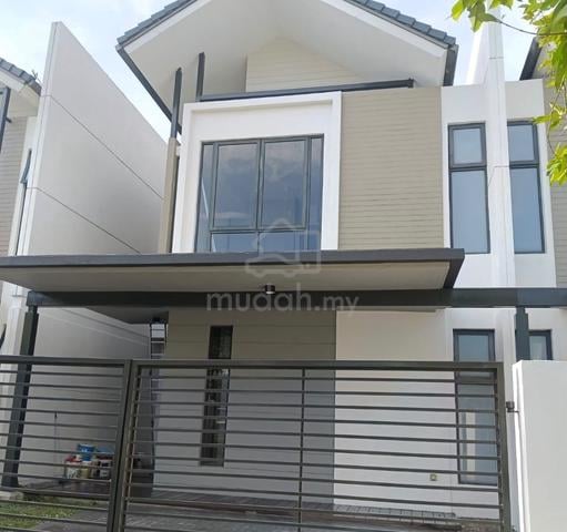 Avira Medini Double Storey Terrace House 3bed Iskandar Puteri JB 1