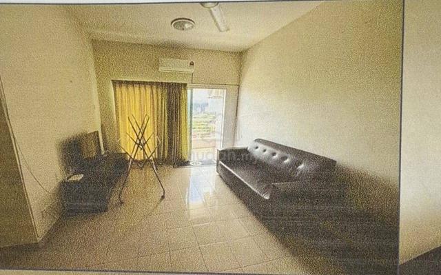 University Place (Plaza Ivory) 1