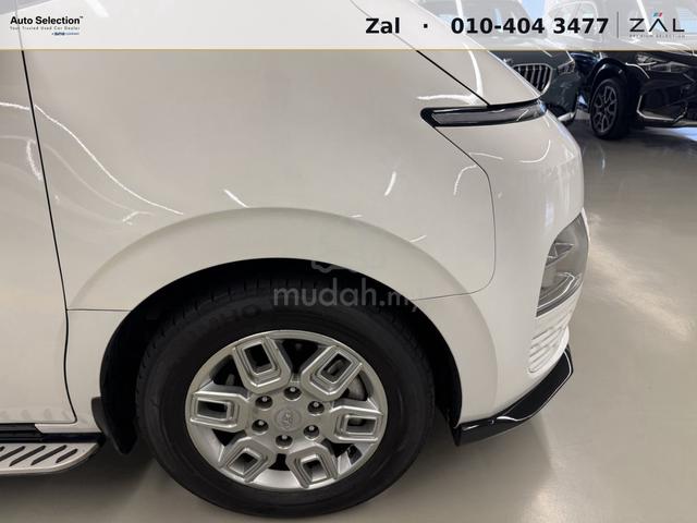 2024 Hyundai STARIA 2.2 PLUS Low Mileage Demo Car - 5