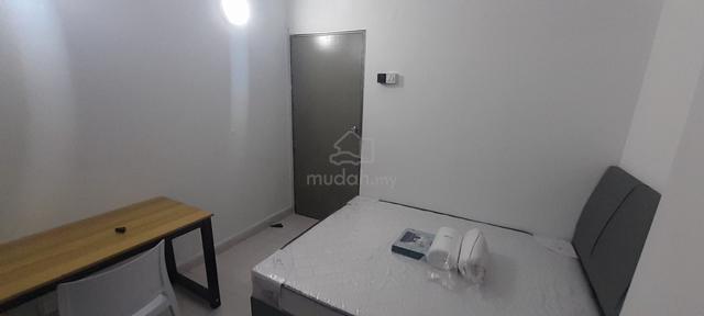 Middle Room at Sutramas Apartment Bandar Puchong Jaya 1