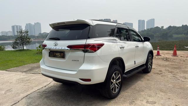 2017 TOYOTA FORTUNER 2.7 (A) Cantik Boleh Loan Lgi - 5
