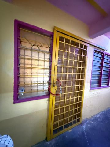 Pangsapuri Seri Nilam (Ampang) 1