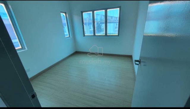 Corner Casa Bluebell Ground Floor Cybersouth, Dengkil 1