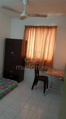 Room for rent at Taman Kristal Apartment, Tanjung Tokong 1
