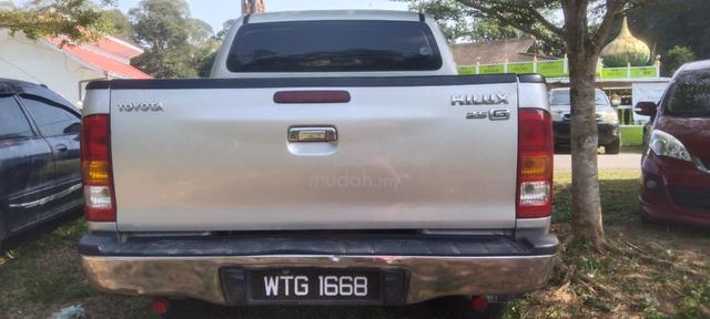 2011 Toyota HILUX 2.5 G (M) - 4