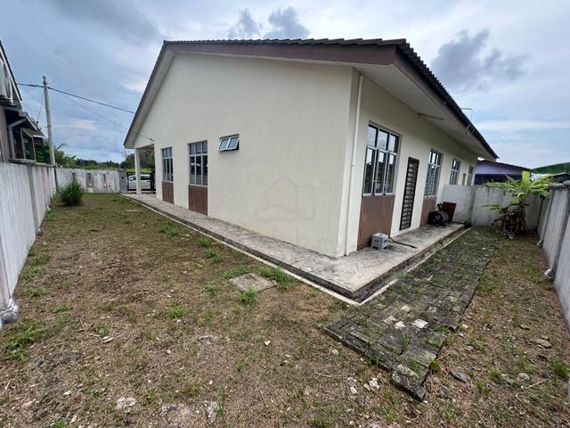 RUMAH SEMI-D SETINGKAT CANTIK SG SOI kuantan 1