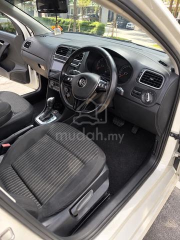 2015 Volkswagen POLO 1.6 FACELIFT (A) - 4