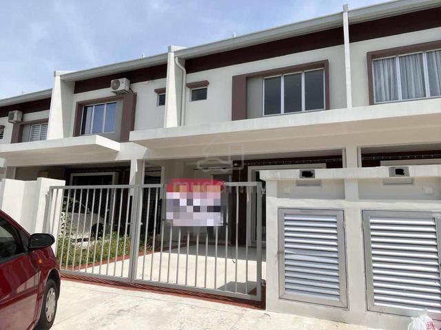 FREEHOLD 2 Storey House Tmn Cendana Greenwood Bandar Baru Salak Tinggi 1