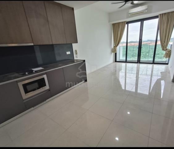 Grand Medini 1
