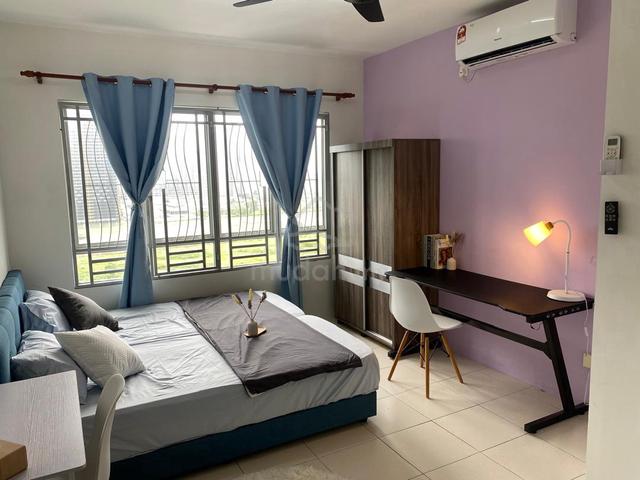 Batu Kawan Apartment Suria Master Bedroom For Rent 1