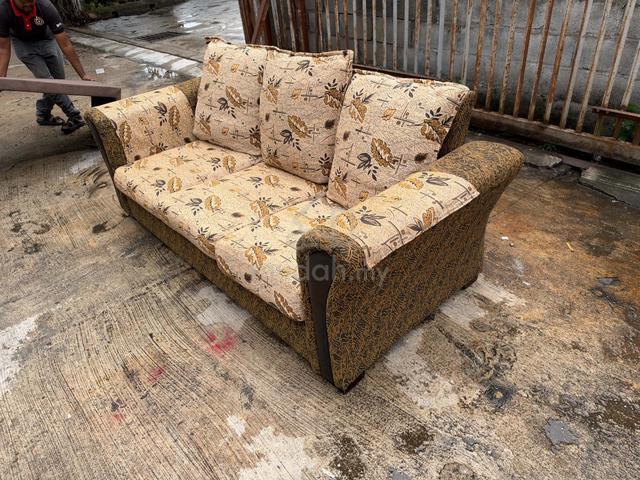 7ft Fabric Deep Sofa 3 Seater - photo 5 of 5