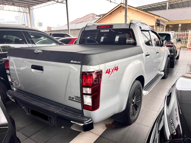 2015 Isuzu D-MAX 2.54x4 (A)*SUPER TIP TOP* - 3