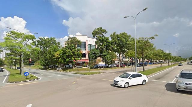 Desa Tebrau 3.5 Storey Shop (Corner Lot) 1