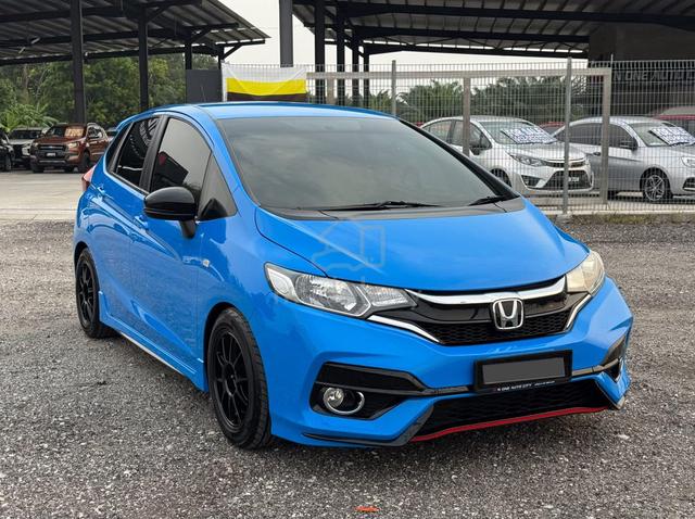 2018 Honda JAZZ GK5 1.5 BOOST BLUE FLRS BODYKIT - 1