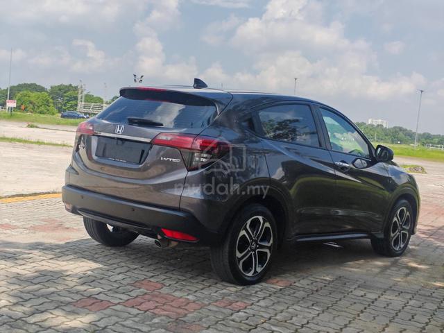 Full service🚗2019 Honda HR-V 1.8🔥 - 5