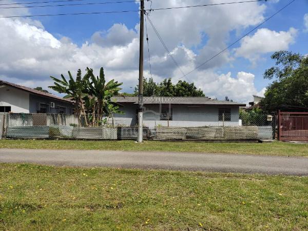 Residential Bungalow @ Land with House @ Taman Pasir Mas, Rantau NS 1