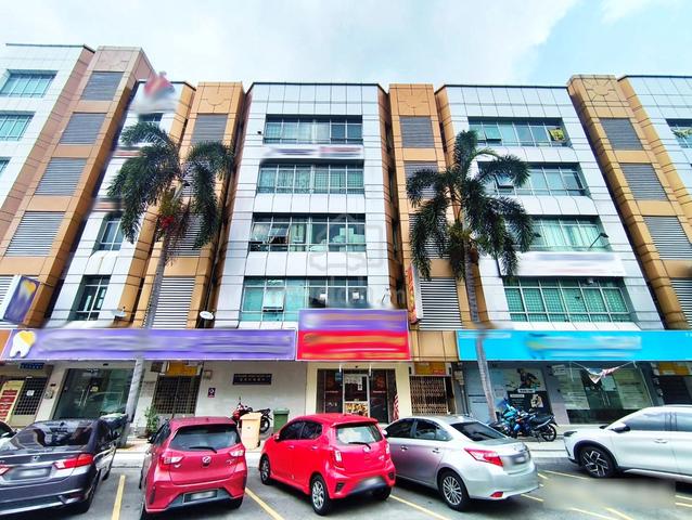 [-27%] Office Lot in Klang, Selangor [✔ 5 min to Klang KTM Station] 1