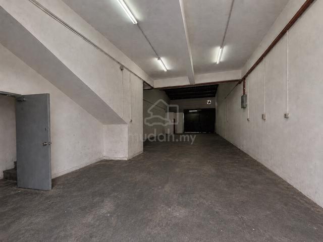 Prime Area 1.5 Sty Linked Factory Rear Access @ Bandar Kinrara Puchong 1