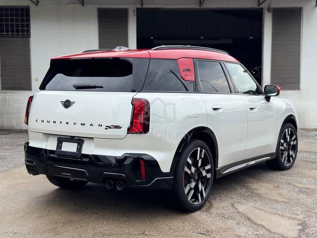 New 2025 Mini COOPER 2.0 JCW COUNTRYMAN ALL4 - 2