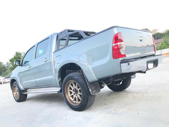 Toyota HILUX 2.5 G VNT(A)NEW FACELIFT/18"CE28 RIM - 4