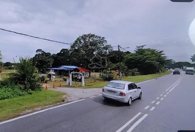 Sungai Lalang. Semenyih.1.26 ekar dan 2.45 ekar. Untuk Stesen Minyak 1