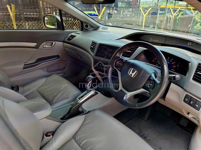 2013 Honda CIVIC 1.5 (HYBRID) (A) - 4