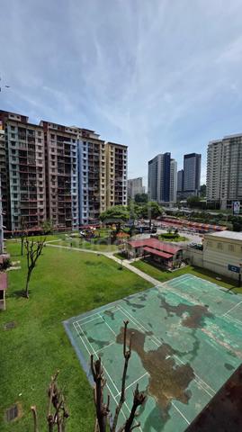 Apartment Abdullah Hukum 1
