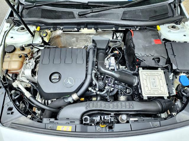 Mercedes Benz A200 1.3 FULON 3 YEAR WARANTY 1 LADY - 5