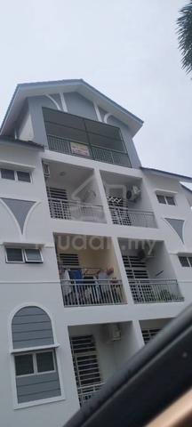 Alpine Village Apartment 1