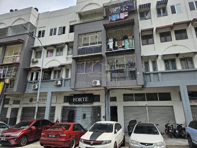 Shop Apartment Taman Puchong Intan 1