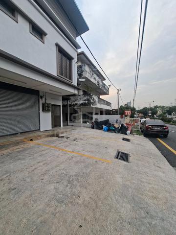 Pj kampung cempaka ss25 ground floor shop for rent 1