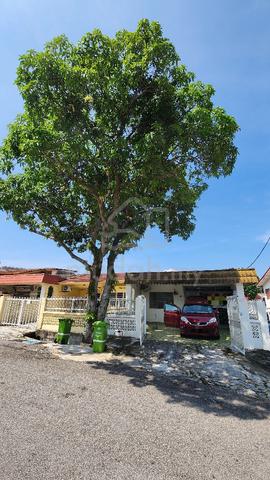 Taman Taynton View near UCSI International Leisure mall Ekomall and 1
