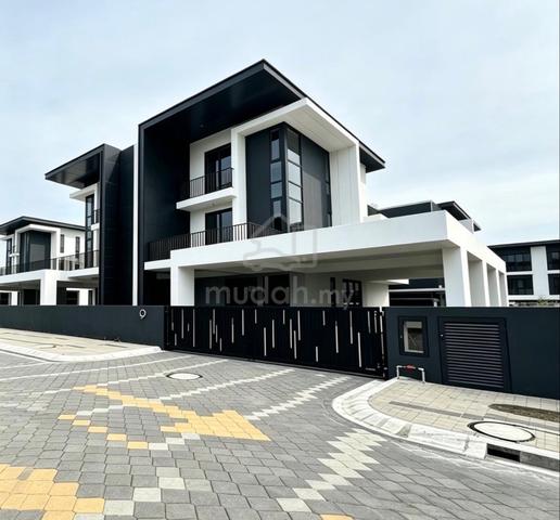 Lume Posh Homes Semi Detached House FOR SALE 1