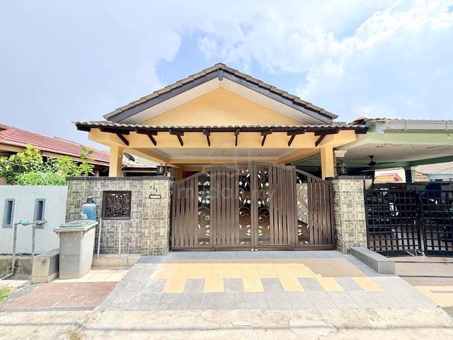 FACING OPEN! Single Storey Taman Nilai Perdana Nilai 1