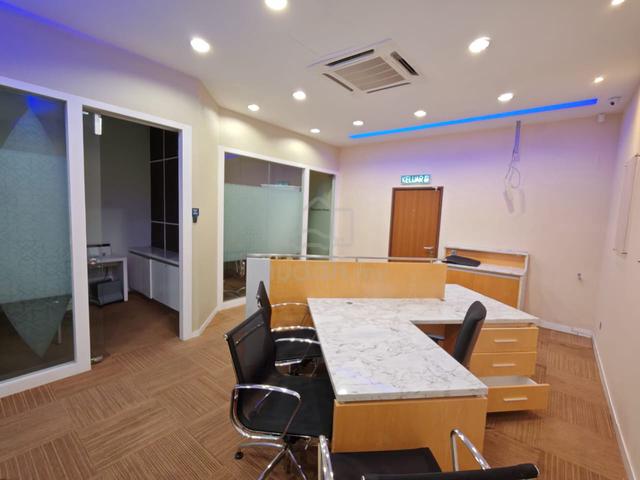 【 Facing Mainroad 】Prime Location Legenda Heights - Double Sty ShopLot 1