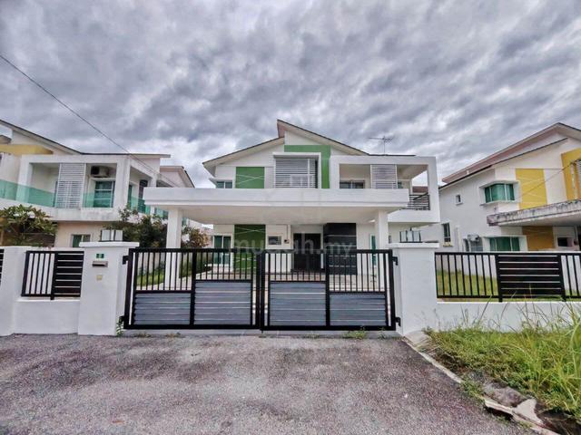 Banglo 60x90 & Menghadap Tasik di Lakeville Bandar Universiti 1